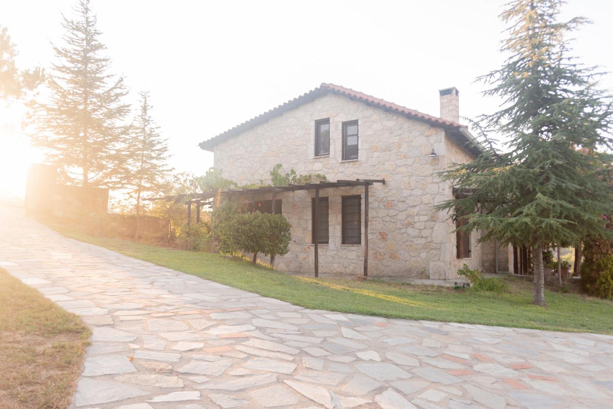 Villa Armonia Serrai Exteriör bild